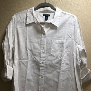 NWOT Gap Boyfriend Fit Linen Button Up